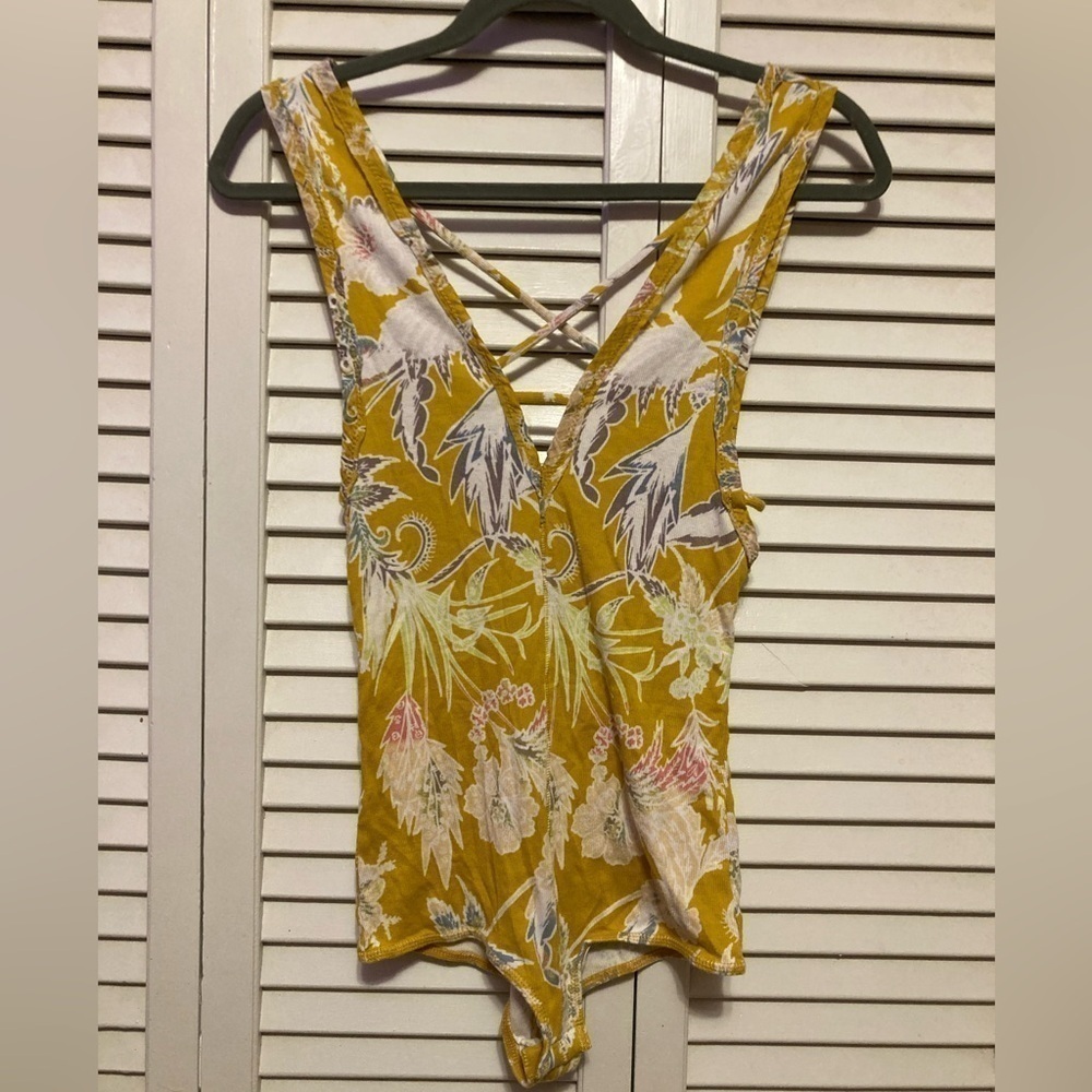 Intimately Free People V Neck Floral Sleeveless Open Back Bodysuit Size Small